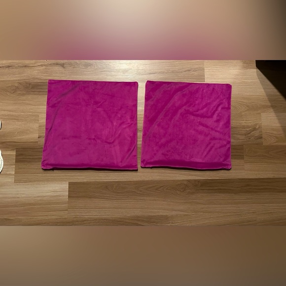 Home Soft Things ~ Supersoft 20-inch Throw Pillow Covers (set of 2) - Picture 2 of 2